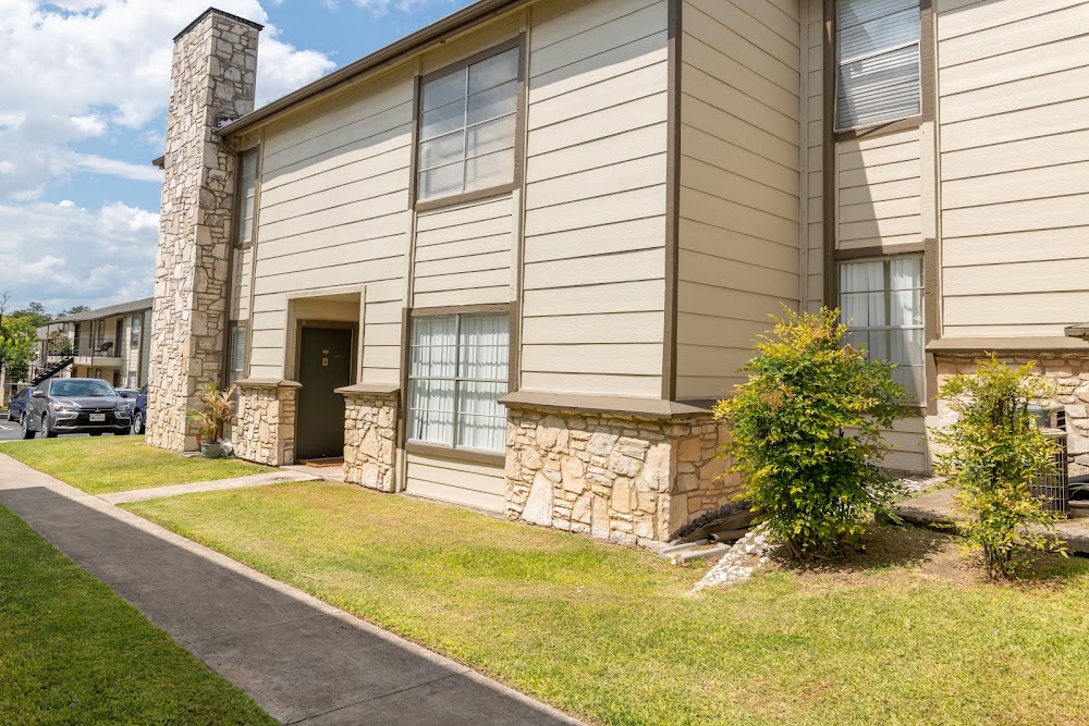University Cove Apartments