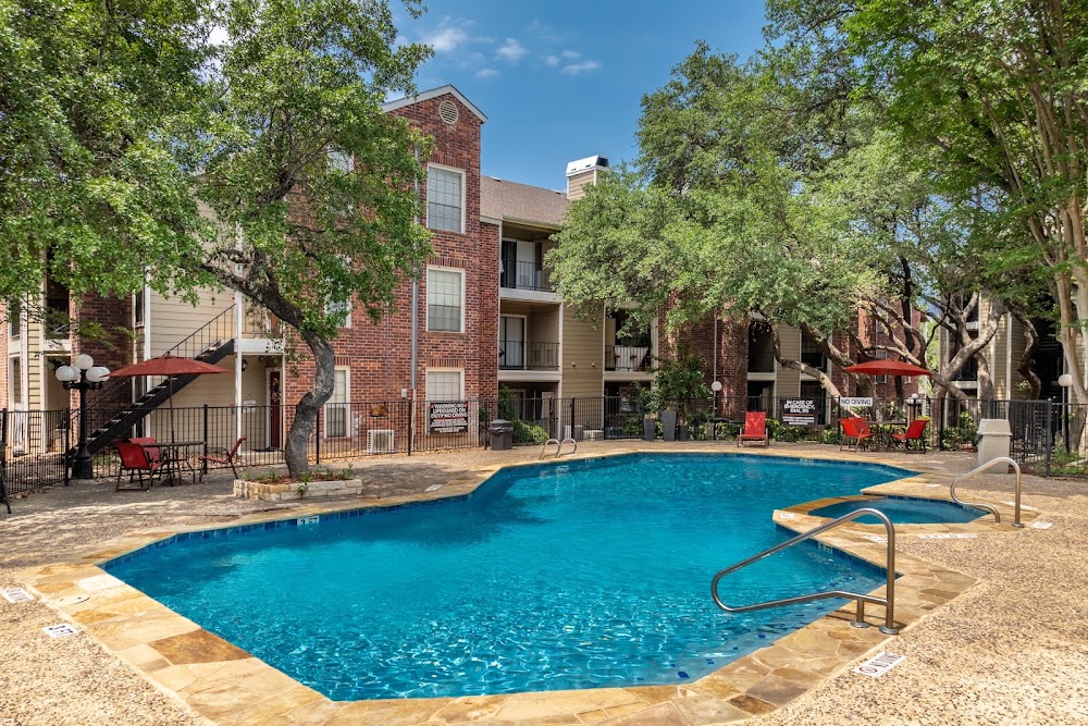 Sutton House Apartments