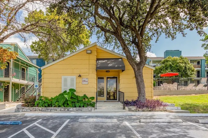 Vineyard Garden Apartments in San Antonio
